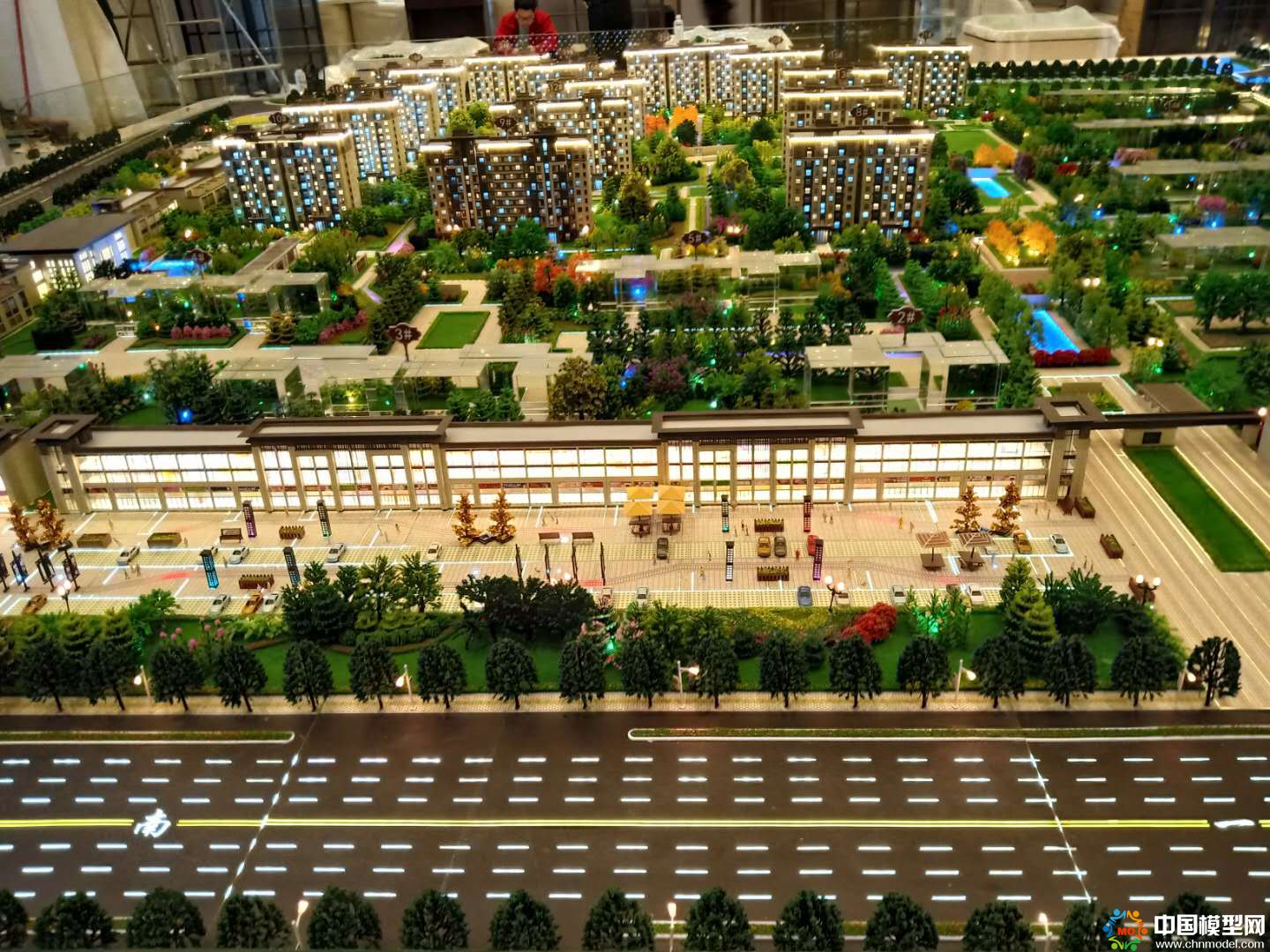 樓盤沙盤模型制作、別墅沙盤模型制作、城市規(guī)劃沙盤制作、建筑模型設計制作、工業(yè)模型設計制作、數(shù)字多媒體沙盤制作